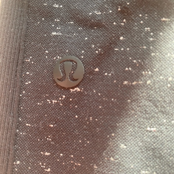 Lululemon seamless leggings - Picture 2 of 3